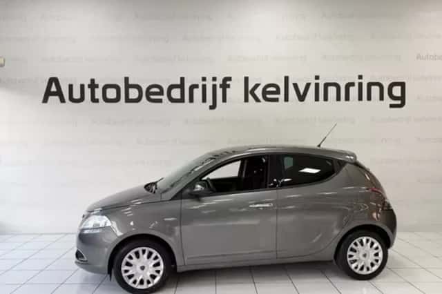 Lancia Ypsilon (2011) thumbnail 6