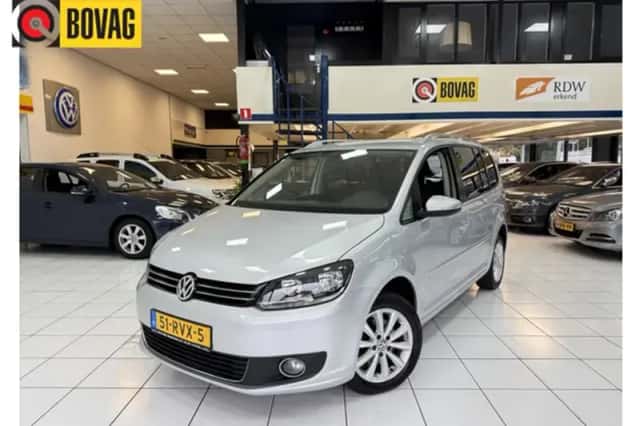 Volkswagen Touran (2011) thumbnail 1