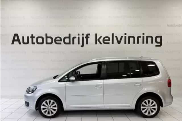 Volkswagen Touran (2011) thumbnail 6