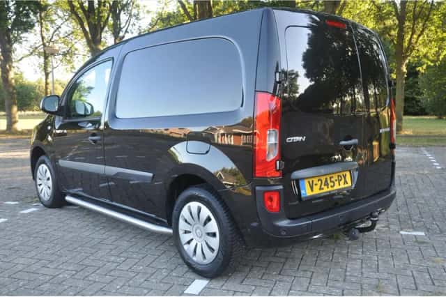 Mercedes-Benz Citan (2018) thumbnail 3