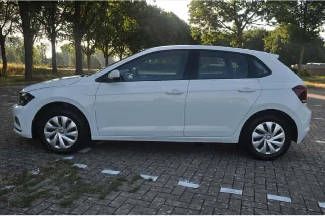 Volkswagen Polo (2020) thumbnail 2