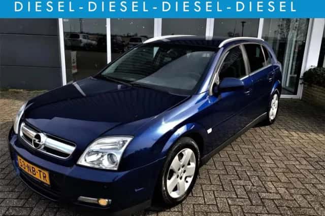 Opel Signum (2003) thumbnail 1