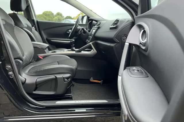 Renault Kadjar (2016) thumbnail 6