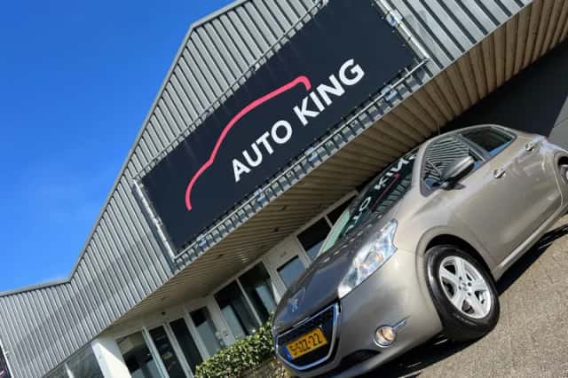 Peugeot 208 (2013) thumbnail 3