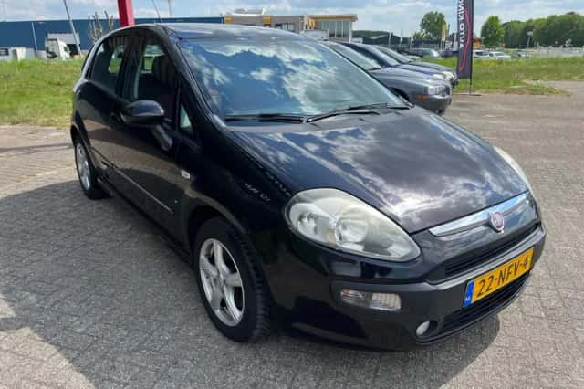 Fiat Punto Evo (2010) thumbnail 2