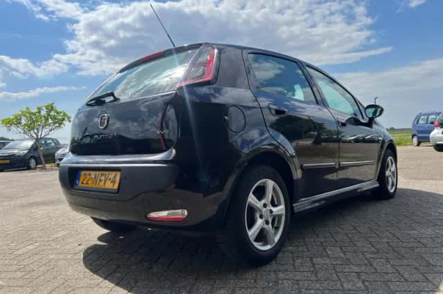 Fiat Punto Evo (2010) thumbnail 4