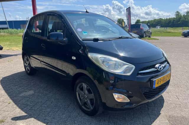 Hyundai i10 (2011) thumbnail 2