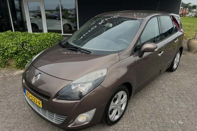 Renault Grand Scénic (2009) thumbnail 1
