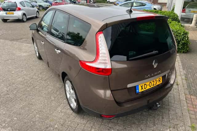 Renault Grand Scénic (2009) thumbnail 4
