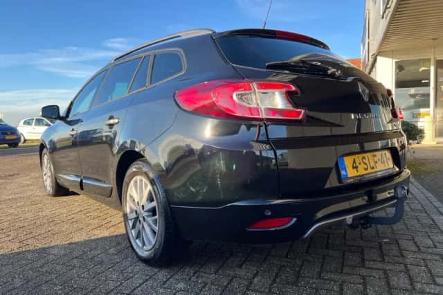 Renault Mégane (2013) thumbnail 3