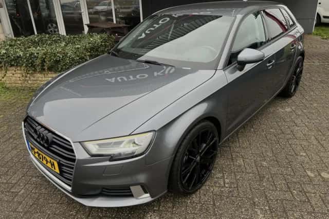 Audi A3 (2017) thumbnail 1