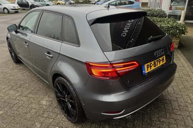 Audi A3 (2017) thumbnail 4