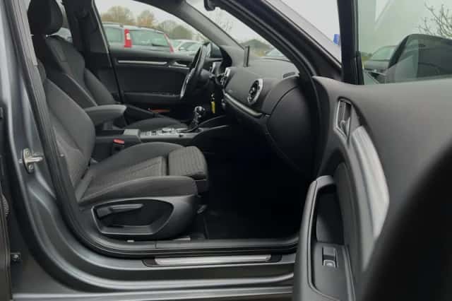 Audi A3 (2017) thumbnail 6