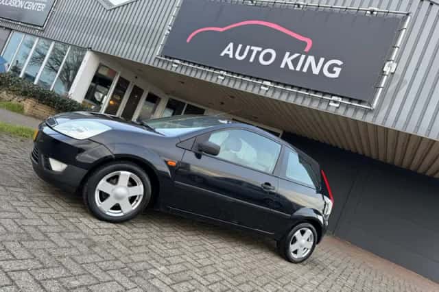 Ford Fiesta (2003) thumbnail 3