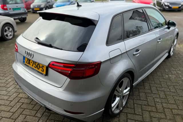 Audi A3 (2019) thumbnail 4