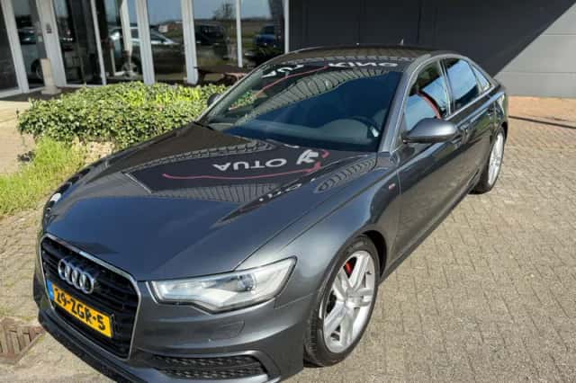 Audi A6 (2012) thumbnail 1