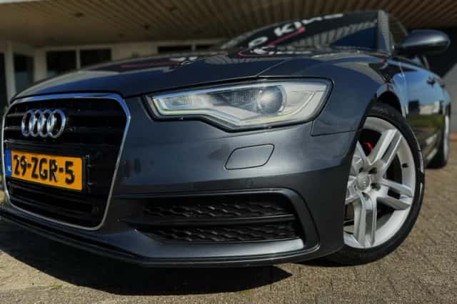 Audi A6 (2012) thumbnail 6