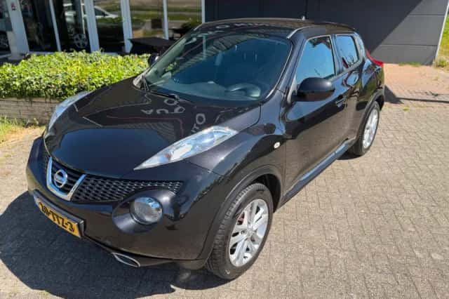 Nissan Juke (2012) thumbnail 1