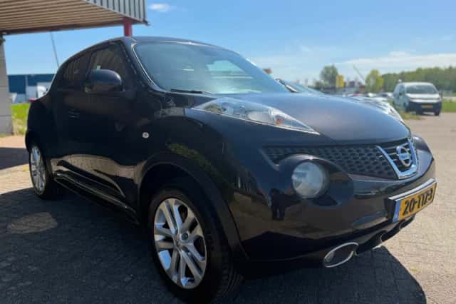 Nissan Juke (2012) thumbnail 2
