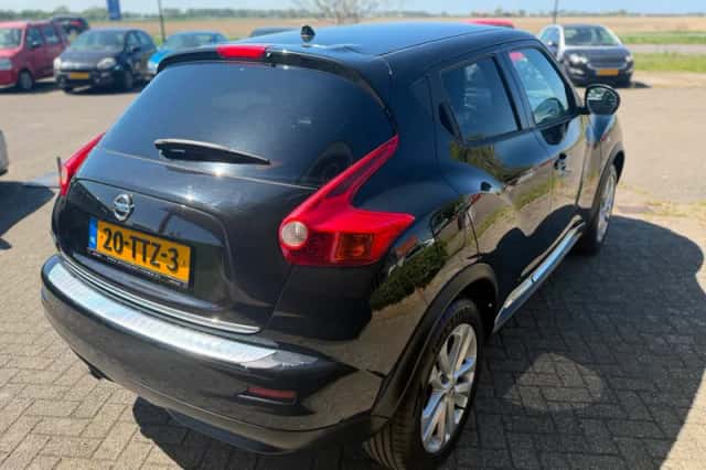 Nissan Juke (2012) thumbnail 6