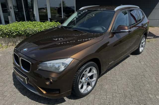 BMW X1 (2013) thumbnail 1