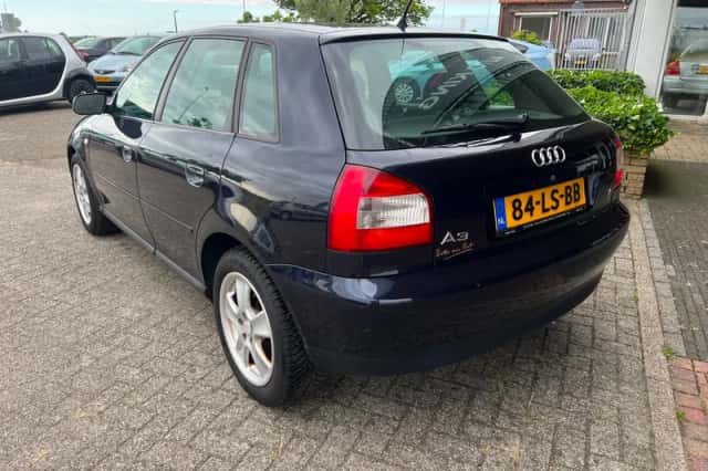 Audi A3 (2003) thumbnail 4