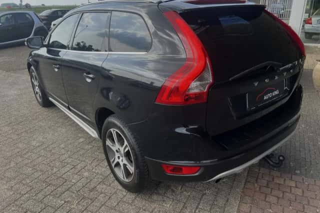 Volvo XC60 (2011) thumbnail 4