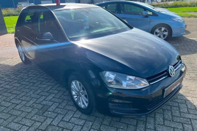 Volkswagen Golf (2013) thumbnail 5