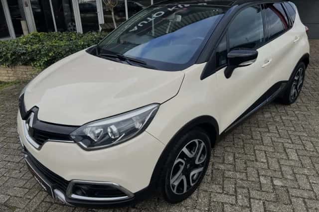 Renault Captur (2015) thumbnail 1