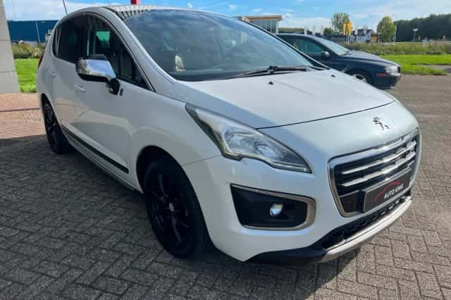 Peugeot 3008 (2014) thumbnail 5