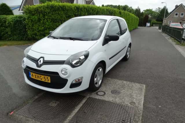 Renault Twingo (2014) thumbnail 2