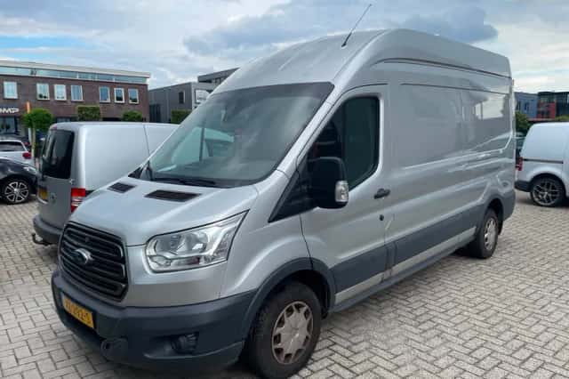 Ford Transit (2016) thumbnail 1