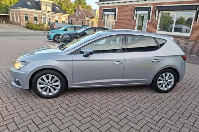 SEAT Leon (2019) thumbnail 6