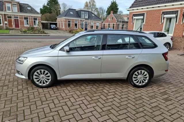 Škoda Fabia (2022) thumbnail 6