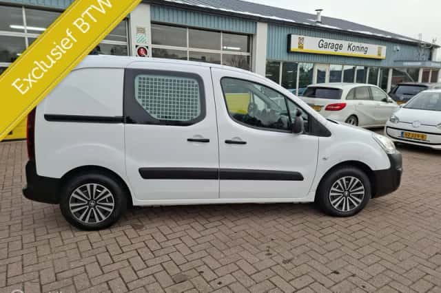 Peugeot Partner (2018) thumbnail 2