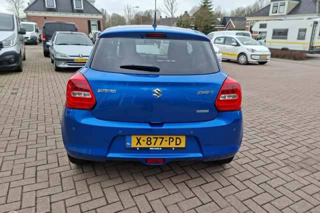 Suzuki Swift (2024) thumbnail 4