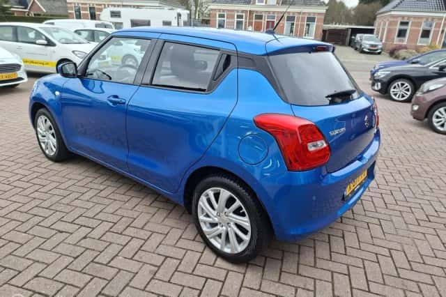 Suzuki Swift (2024) thumbnail 5