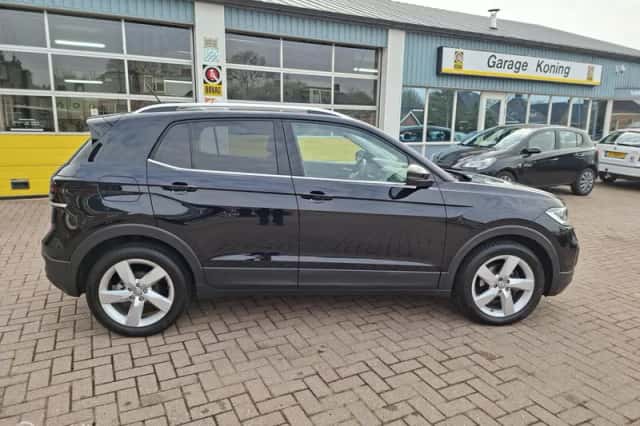 Volkswagen T-Cross (2020) thumbnail 2