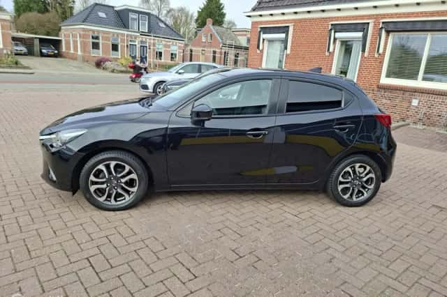 Mazda 2 (2019) thumbnail 6