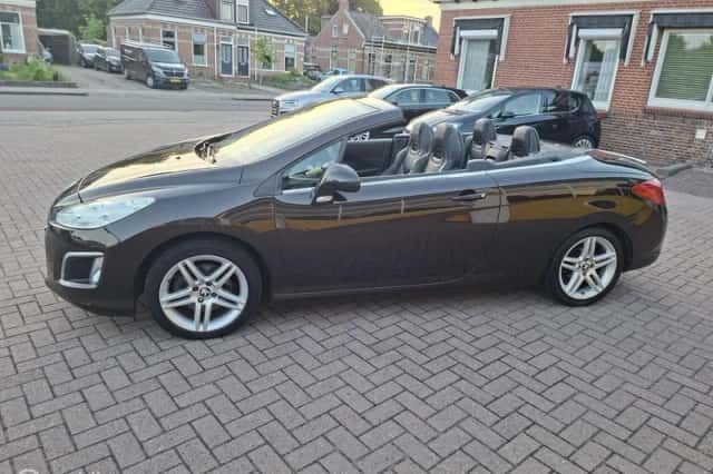 Peugeot 308 (2012) thumbnail 6