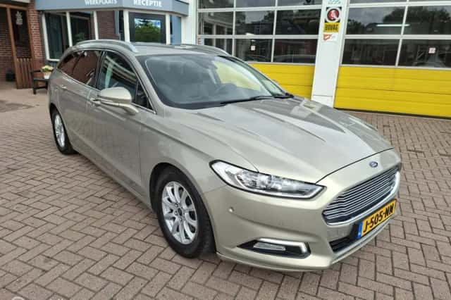 Ford Mondeo (2016) thumbnail 1