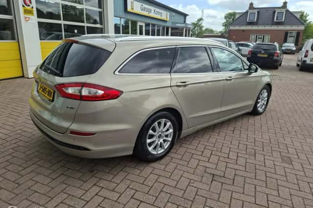 Ford Mondeo (2016) thumbnail 3