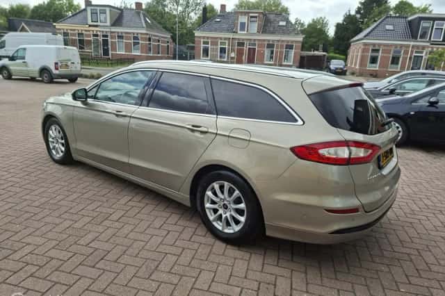 Ford Mondeo (2016) thumbnail 5