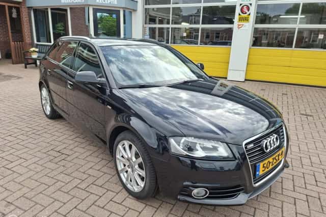 Audi A3 (2013) thumbnail 1