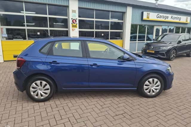 Volkswagen Polo (2018) thumbnail 2