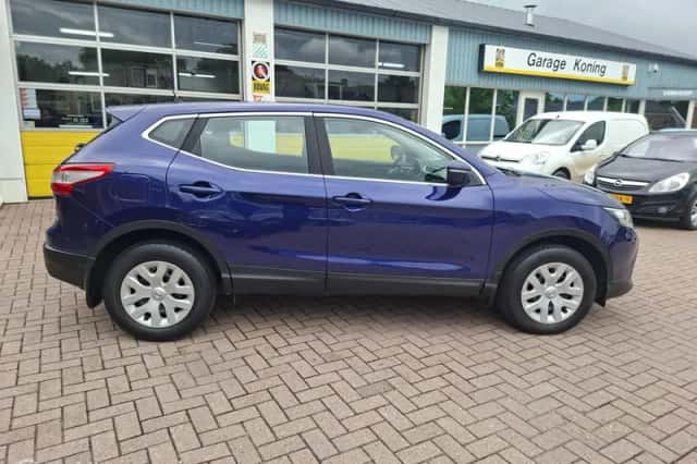 Nissan Qashqai (2014) thumbnail 2
