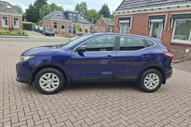 Nissan Qashqai (2014) thumbnail 6