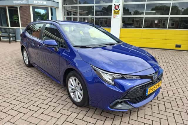 Toyota Corolla (2024) thumbnail 1