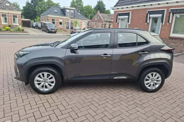 Toyota Yaris Cross (2024) thumbnail 6