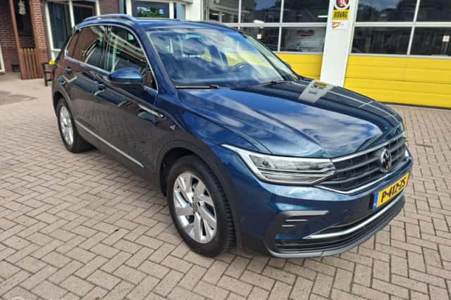 Volkswagen Tiguan (2022) thumbnail 1